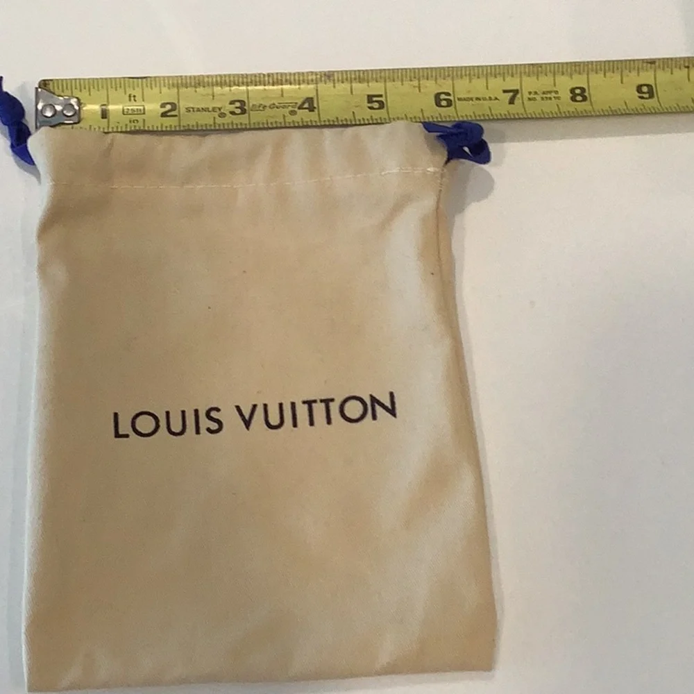LOUIS VUITTON & CHANEL DUST BAGS - Picture 5 of 12